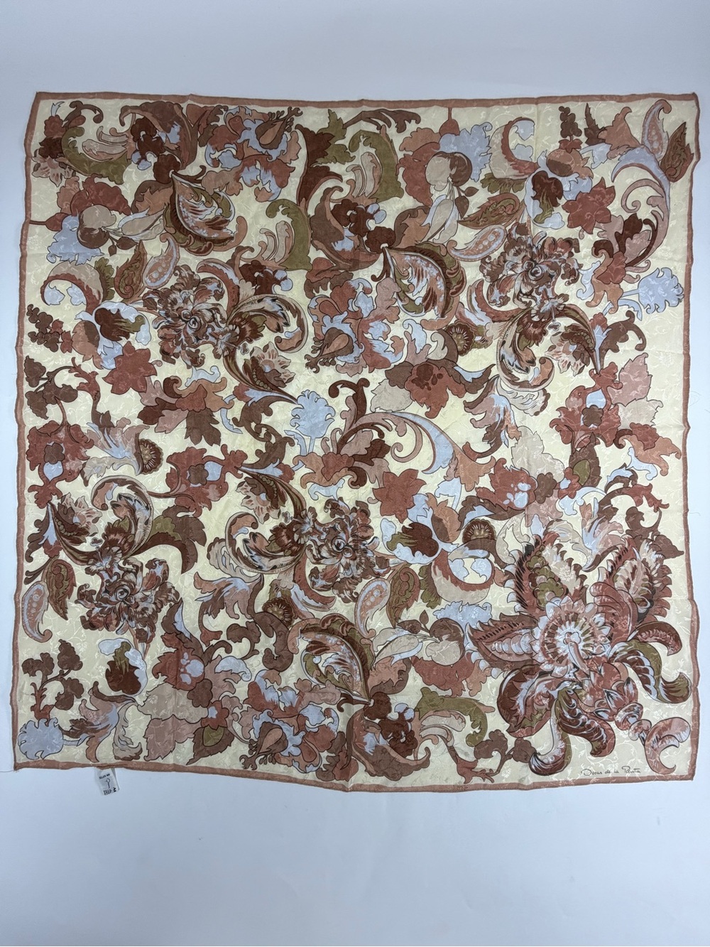 Vintage Oscar de la Renta 100% Silk Square Scarf Baroque Floral 30x30 Japan - Picture 5 of 10